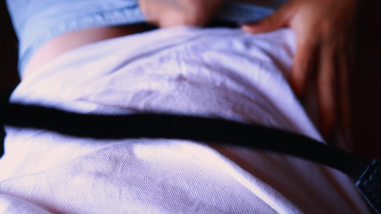 Ellie pink: Perfect Tattoed Babe Giving Me a Cute Blowjob