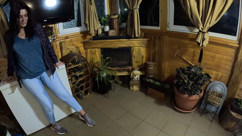 MilfyCalla: Těsné stydké pysky, Velká prsa a mokré kouření - Deepthroat facefuck...