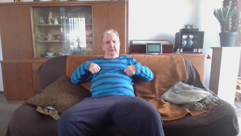 Andi Geil: Perverzní baculatý masturbující