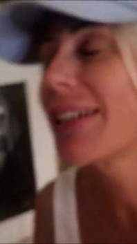 Nikki benz, puma swede lagi asik ciuman di eropa