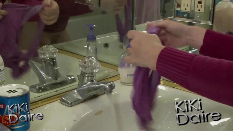 Kiki Daire MILFLand: Gotta Pee