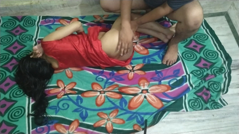Indian Muslim Couple: Indian Wife Mid Night Magical Sex Romance Comes to Life...
