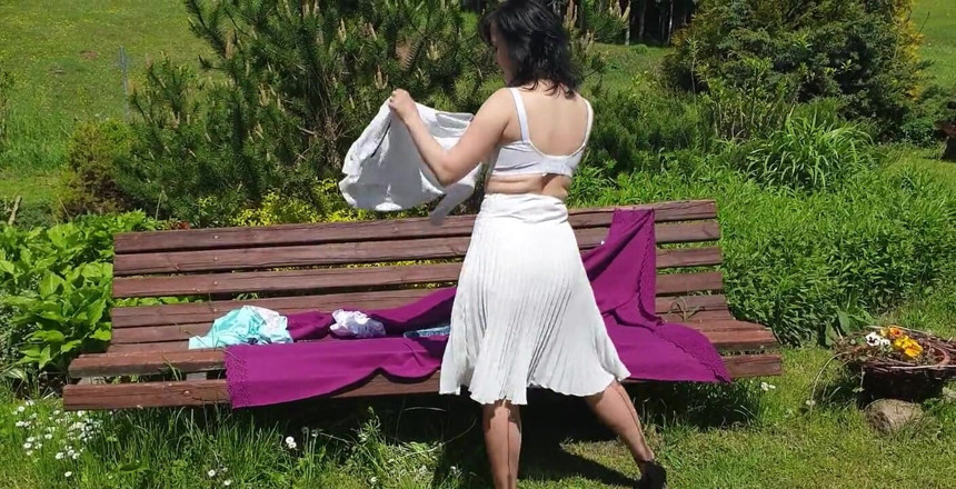Wanilianna: Lingerie e spettacolo di masturbazione all'aperto della signora vintage - calze...