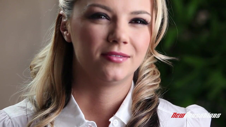 Ashlynn Brooke: Ashlynn en Yurizan - Ashlynn Brooke's lesbische fantasieën 01