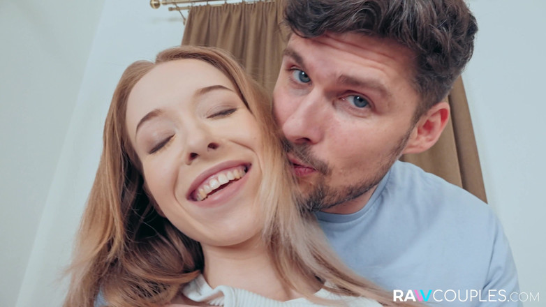 Teen Mega World: Skutečná vášeň před kamerou