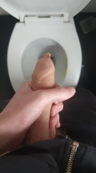 Skinny Teen Pissing