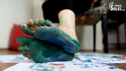 Czech Soles - foot fetish content: Malování chodidel a chodidel a otisky chodidel