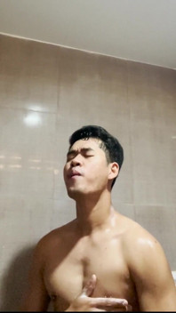 Ron solo im badezimmer