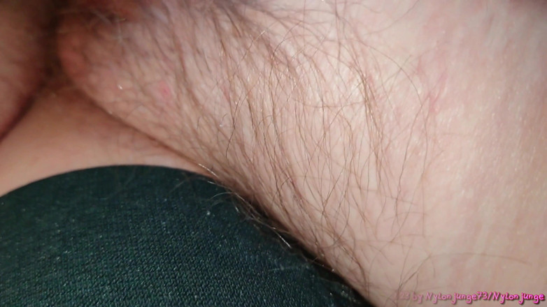 NylonjungeCarmen: 할머니의 털이 무성한 보지에 사정, 질싸