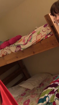 Mager högskolestudent möter hård kuk
