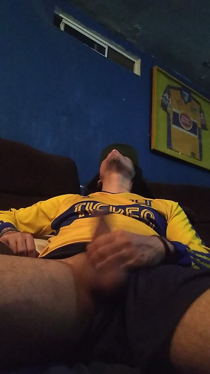 AlexAlejandro13: Bite monstrueuse