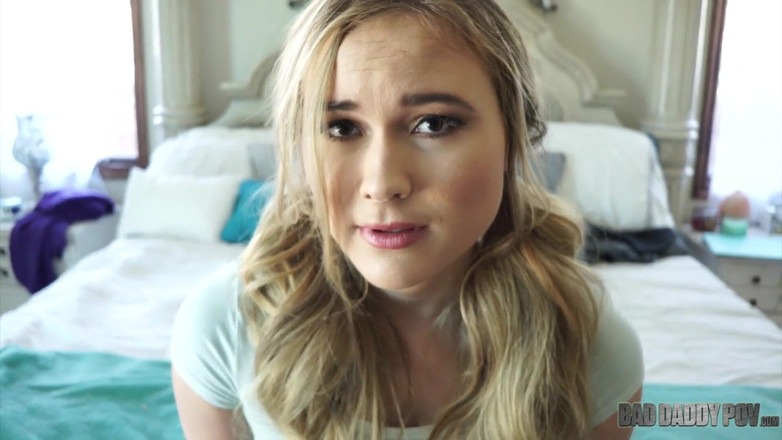 BadStepFamilyPov: Alyssa Cole ama succhiare il cazzo del patrigno