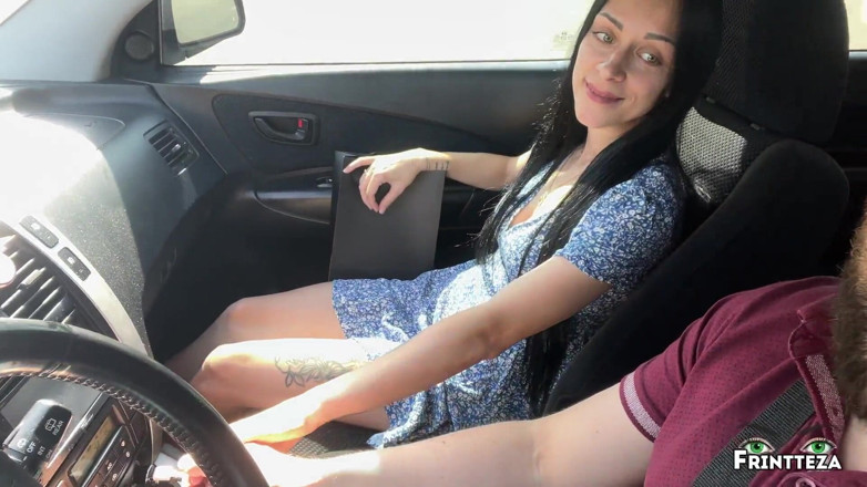 Frintteza: Madrasta faz uma garganta profunda para enteado no carro para...