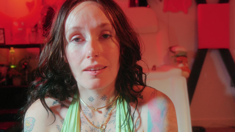 Goddess Transcendence: Human Toilet Training: Piss Drinking, Golden Shower, Clothes Wetting, Spitting &amp;...