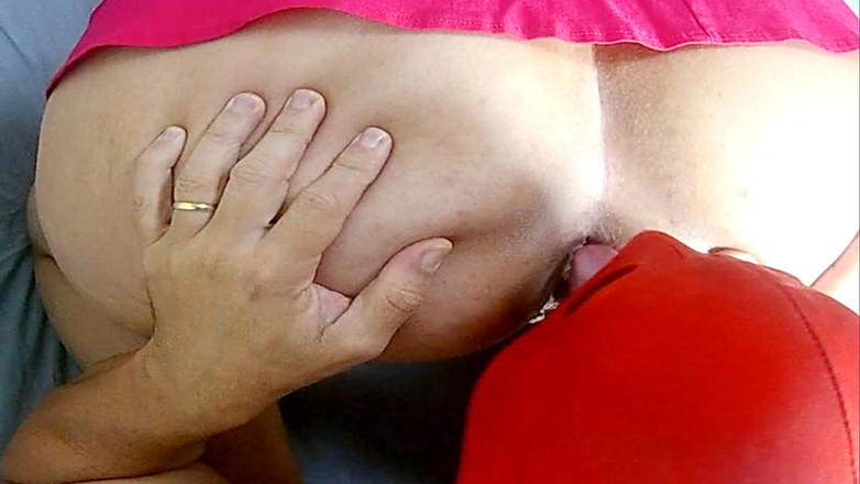 Minhaesposaparaoutro: Maskovaná manželka v růžové sukni nabízí své těsné zadní vrátky...