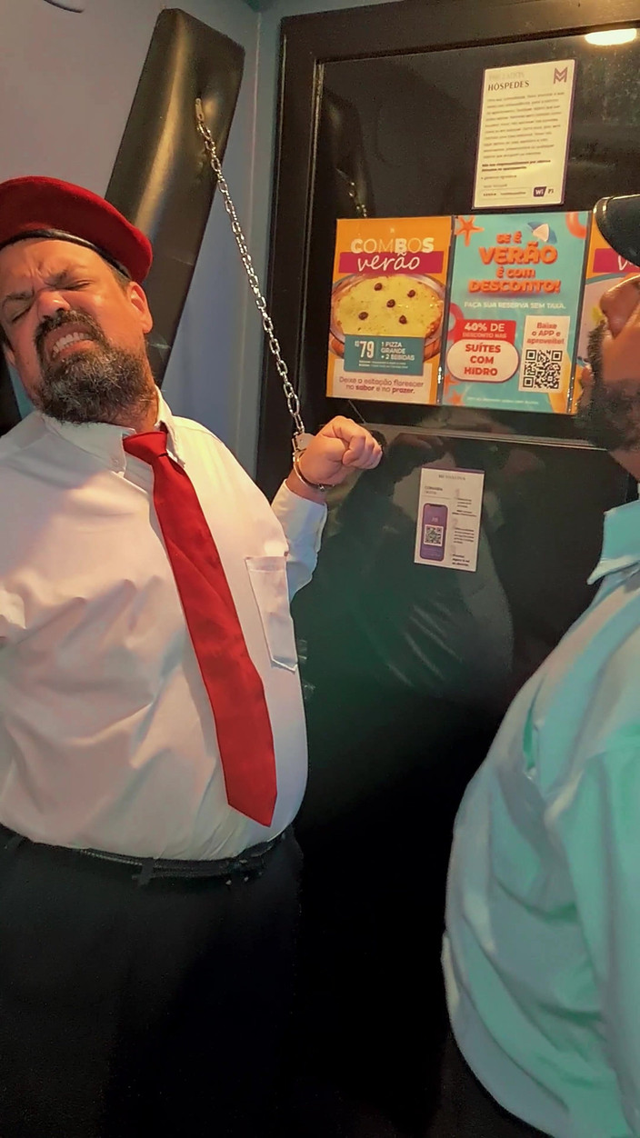 Punchbagplz: Kelepçeli ve kontrollü - motel odası hakimiyeti