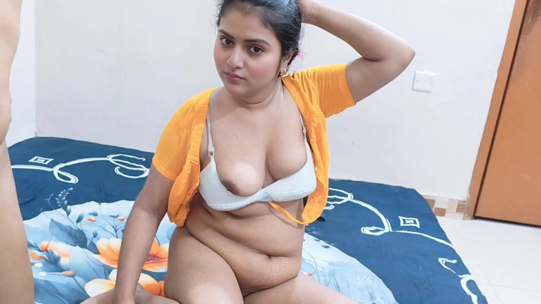 Your-Eshita: Sexo a três bonito quente Deshi Bhabhi quase não goza...
