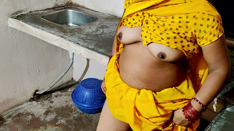 Annubhabhi4: Desi Wife Fuking