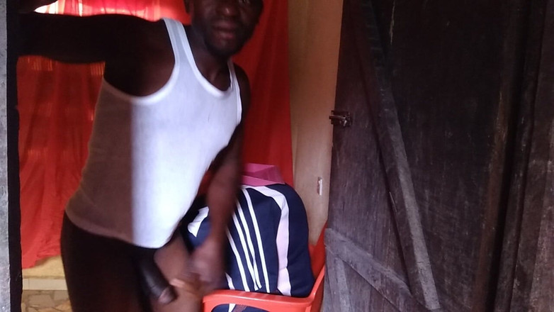 Moviesporn1: 큰 젖탱이로 사정하는 태국 할머니