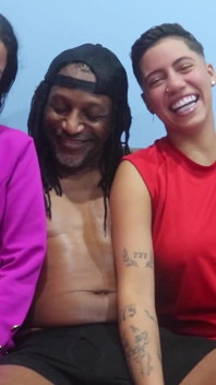 Mini Divas Bibi Mendes e cristal ortega si divertono e lo prende