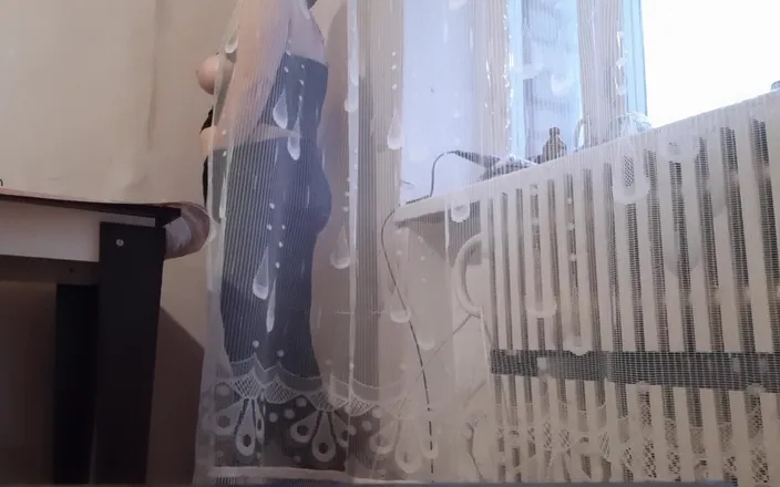 Lesbian-candys: Hot MILF Masturbates Behind the Curtain at Work