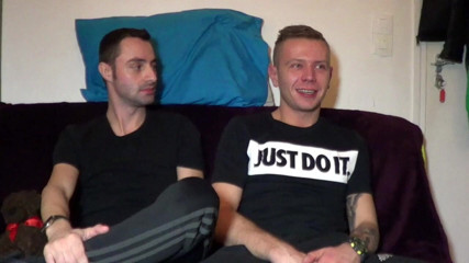 Gaybareback: Slut Kosmin dikongkek tanpa kondom oleh zakar XXL Oscar Wood