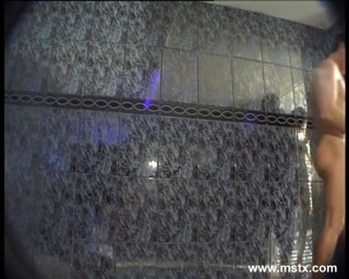 MSTX: Agnes trong phòng tắm hơi hammam