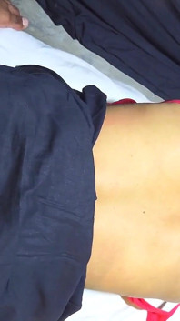 Desi dorf-stieftochter halsfick blowjobs und hardcore-sex