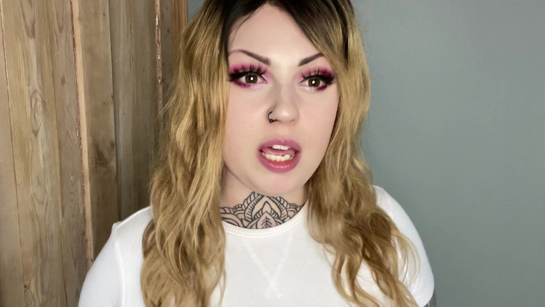 Miss Valentina: Sert domuzcuk aşağılaması