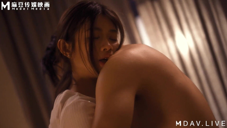ModelMedia Asia: Naked