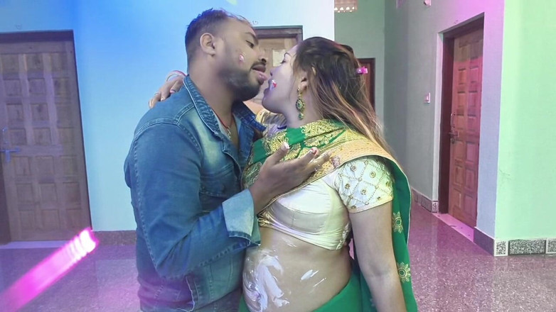 Sona bhabhi: New Year Celebration Time Bhabhi Fucking Hard with Her Devar...