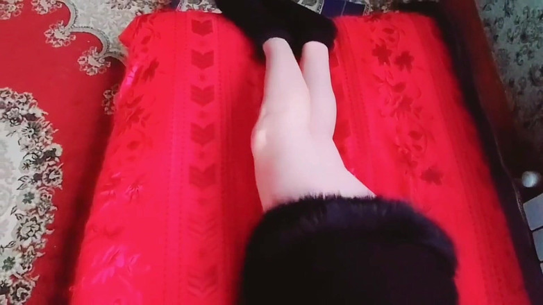 Kitty_Cross: Elegant Edgy Mixing sexy und süß in transvestiten-Mode!