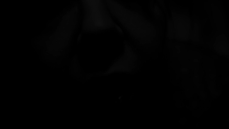 Jolie Lyon: De stiefmoeder van een religieuze vriend is wanhopig op zoek...