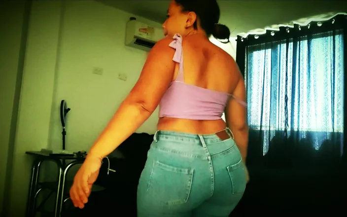 PABLO N3GROBAR: Lil Midget Thicc Azz Albino Pussy