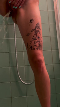 Watch the Pee Drip on My Feet