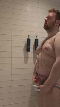 Chub sprchy v Hotelu