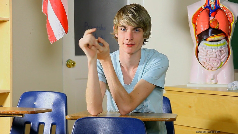 Teach Twinks: Si seksi preston andrews punya beberapa hal untuk dibagikan