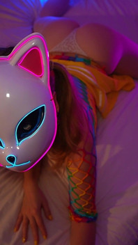 Una coppia vera trasforma la fantasia hentai in realtà. Lilykoti