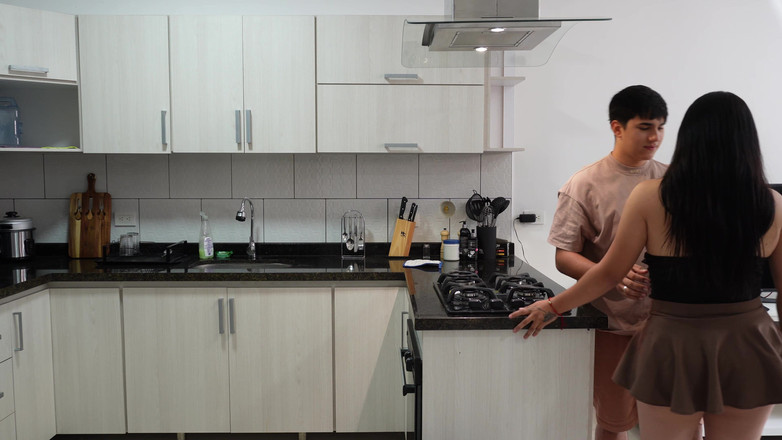 dayav: Хлопець моєї найкращої подруги змушує мене тремтіти від його шалений секс