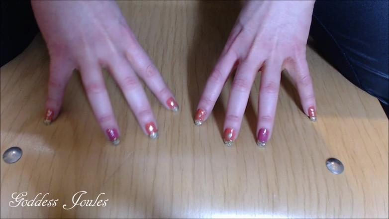 goddessjoules: Titillating Nails