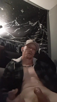 Jerking off to Porn for a Massive Cumshot