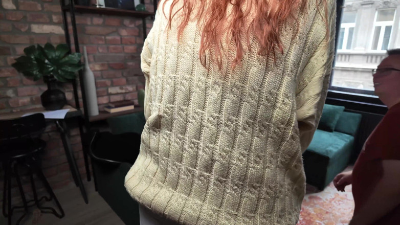 Sensual-X: Achter de schermen - Cherry beft poesje van haar lesbische collega