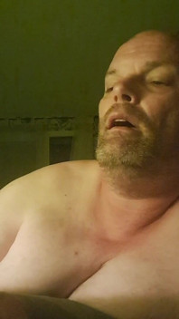 Trening z dildo przez dziwkę trwa