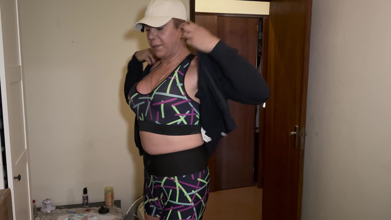 Nicolly Summers: Pengawal keselamatan taman menangkap saya! Si Dia Menatap Dan Memecah...