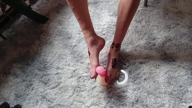 tammara big: Footjob Dengan Dildo