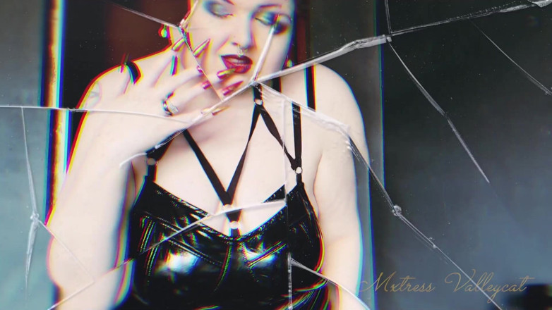 Mxtress Valleycat: My Claws Dig Deep