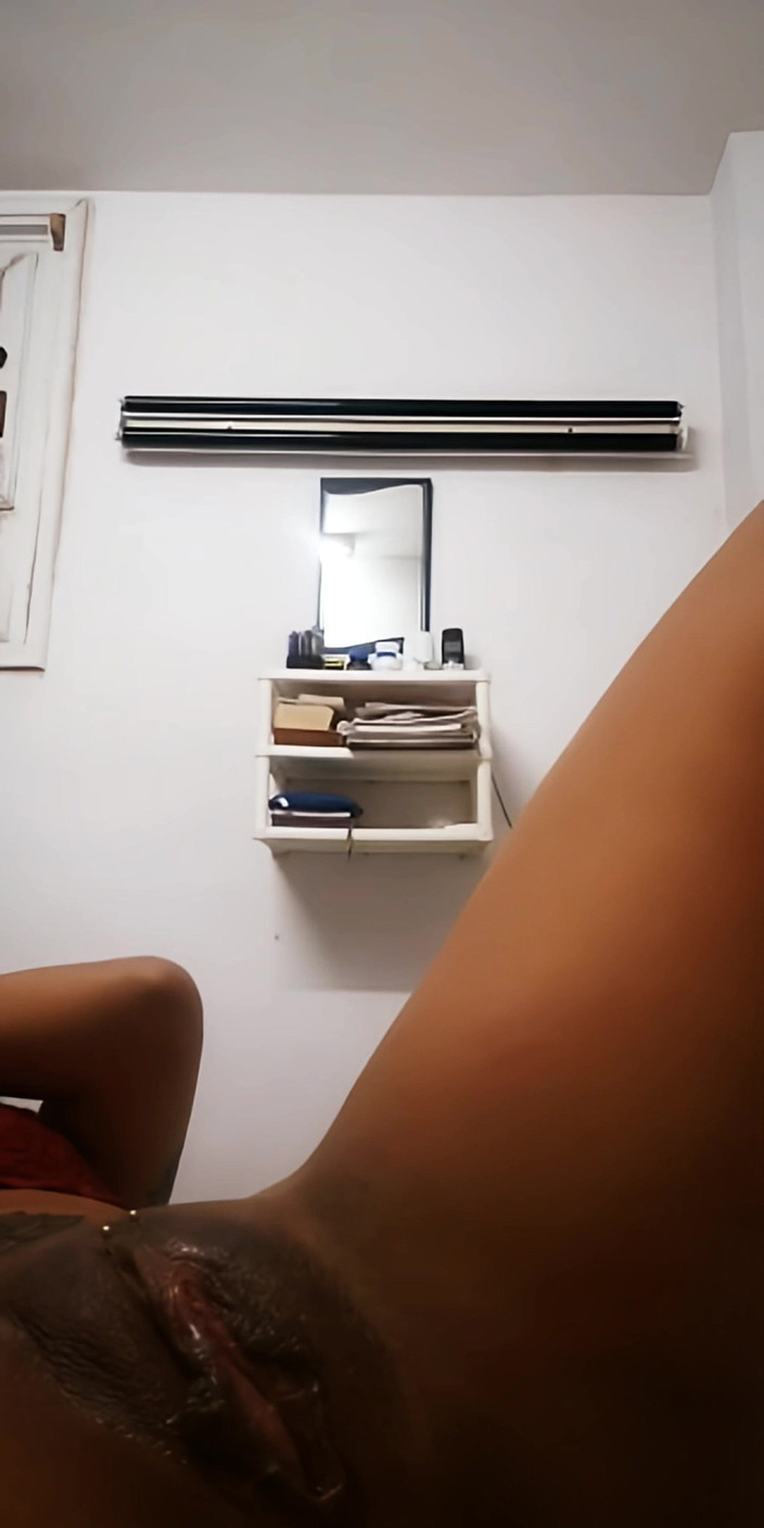 Thalia La Cangri: Ich verziehe mich als Krankenschwester, um meinem freund ein video...