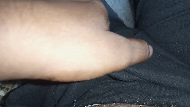Sweet Indian cock: 我妻子的厨房房间，阴户用手指推胸部