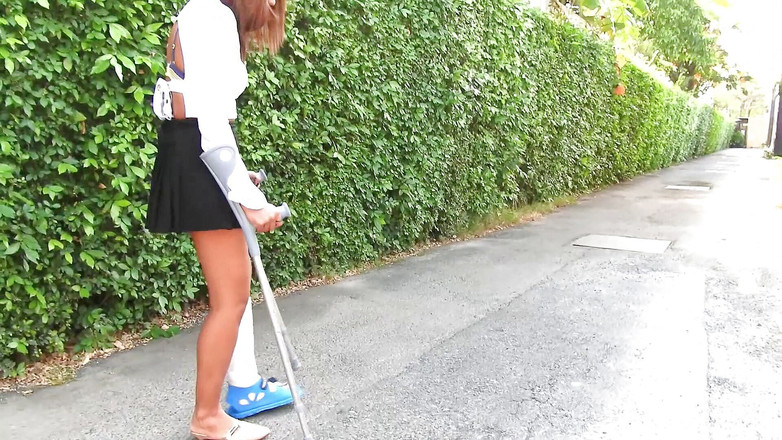 Asian Pussy Vision: Dopravní nehoda - film s krátkou nohou