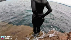 UKCuteGirl: Neopreen huid- fantasie - zeespel & rockspringen